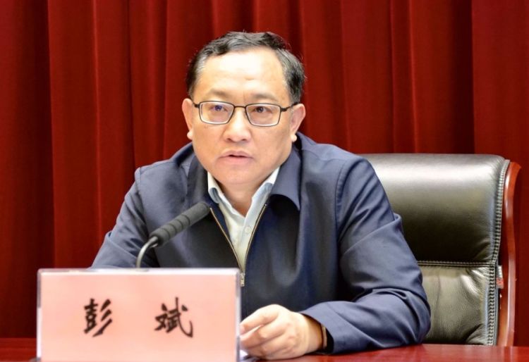 彭斌作宣讲报告2_proc_副本_副本.jpg