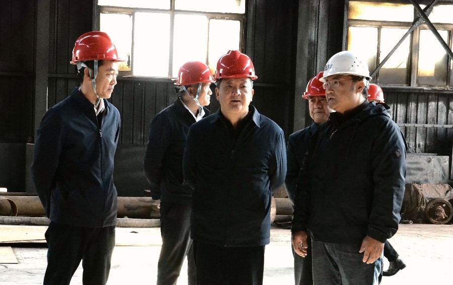 2月9日，州委书记杨国宗到祥云黄金工业有限公司调研企业经营运行情况。_proc_副本.jpg
