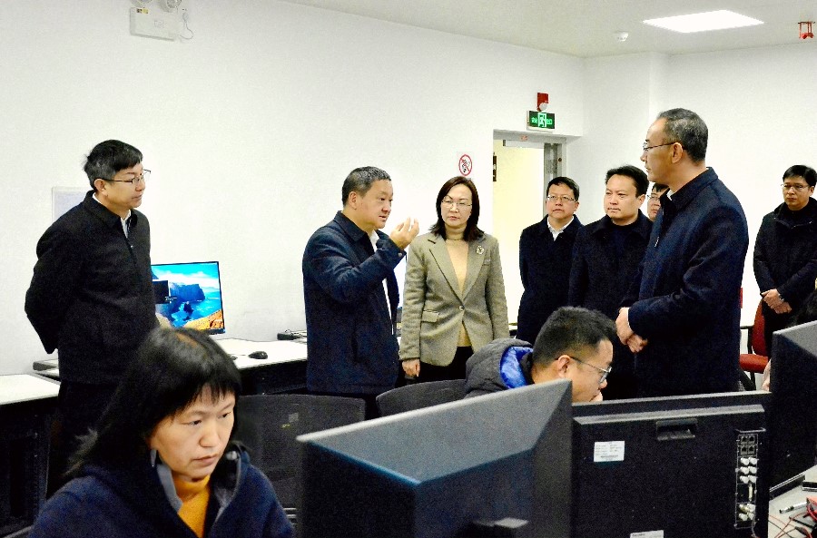 微信图片_20250214222259_副本.jpg