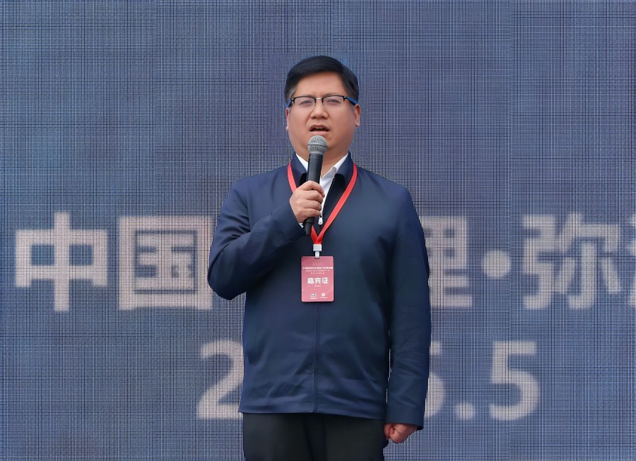 州委副书记、州长陈真永出席并宣布推荐会启动。 (1)_proc_副本.jpg