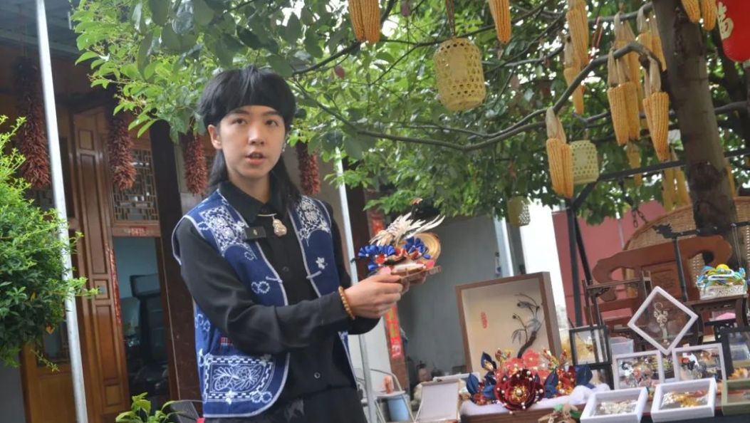 非遗｜“90后”女孩董梦瑶的花丝镶嵌技艺