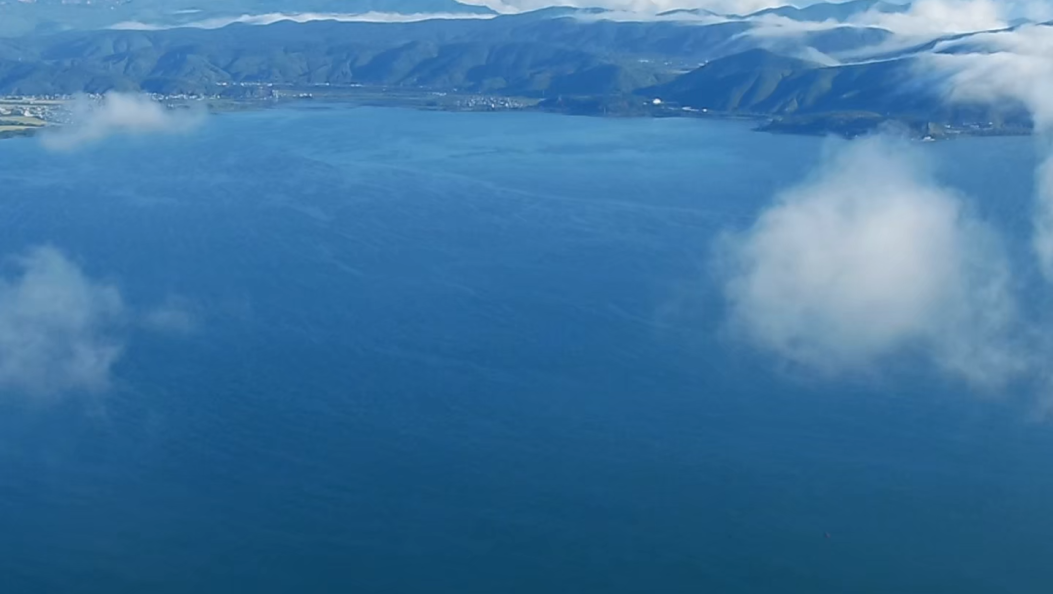 洱海水位上涨？官方回应来了→ #洱海保护 #在大理爱上生活 #洱海水位 #大理