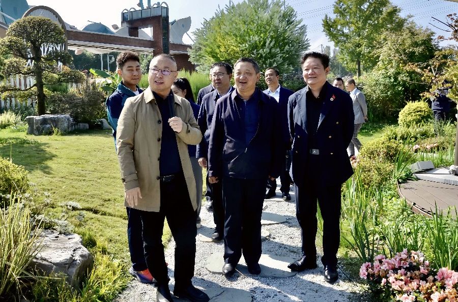 杨国宗率队到四川省成都市招商考察时强调 精准补缺 扬优锻长 整合提升 以新场景促新消费添新动能