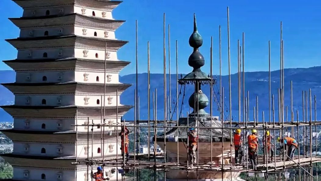 跨越千年的守护！时隔47年，三塔迎来修缮~