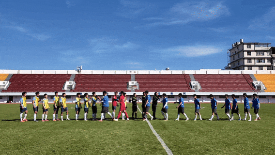 大理VS迪庆，热身赛来袭！高清大图+视频，一睹球场激情！