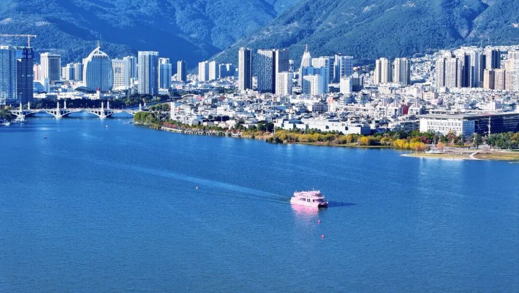 坐飞机返现金、免高铁票！大理又发福利啦→