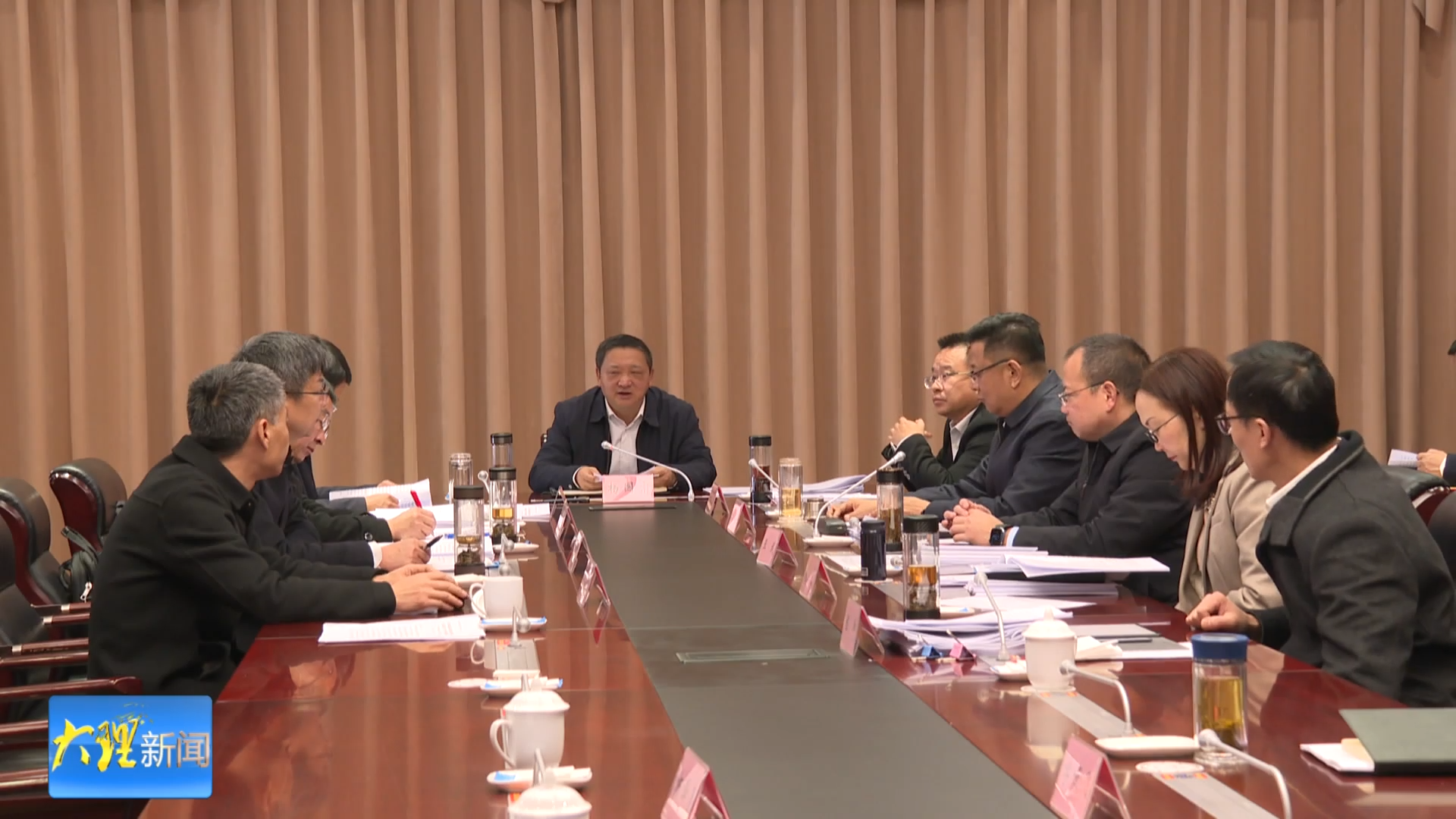 州委常委会召开会议 认真传达学习中央经济工作会议精神