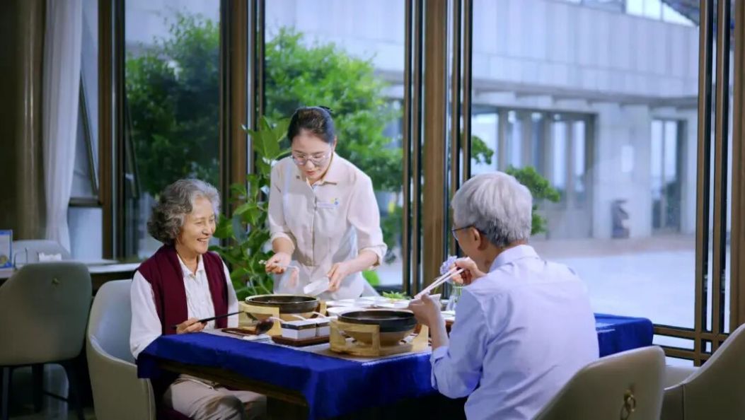 私人定制、温泉疗养、小院安居……冬日在大理“健康躺平” | 心安之处 冬居大理