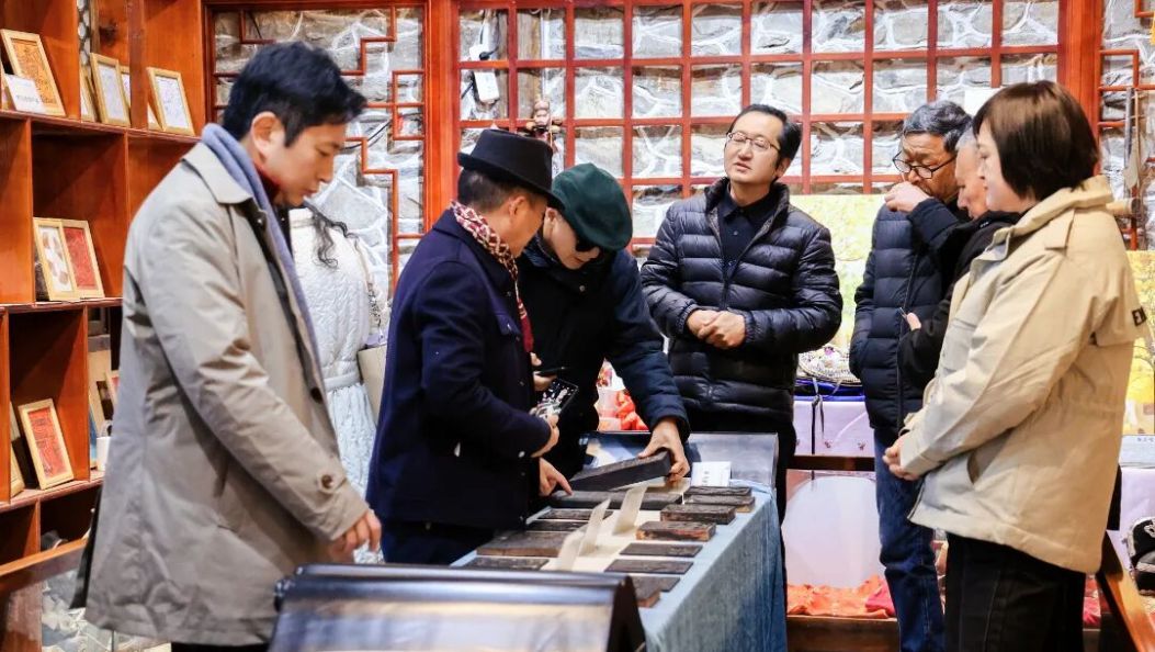 “艺术栖居之所·洱源”采风行：十余位作家沉浸解码生态人文之美