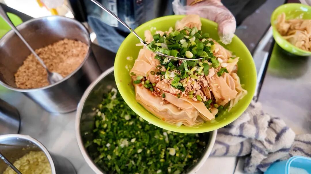 一碗锅巴油粉，串联起“新宾川人”的乡愁与幸福生活