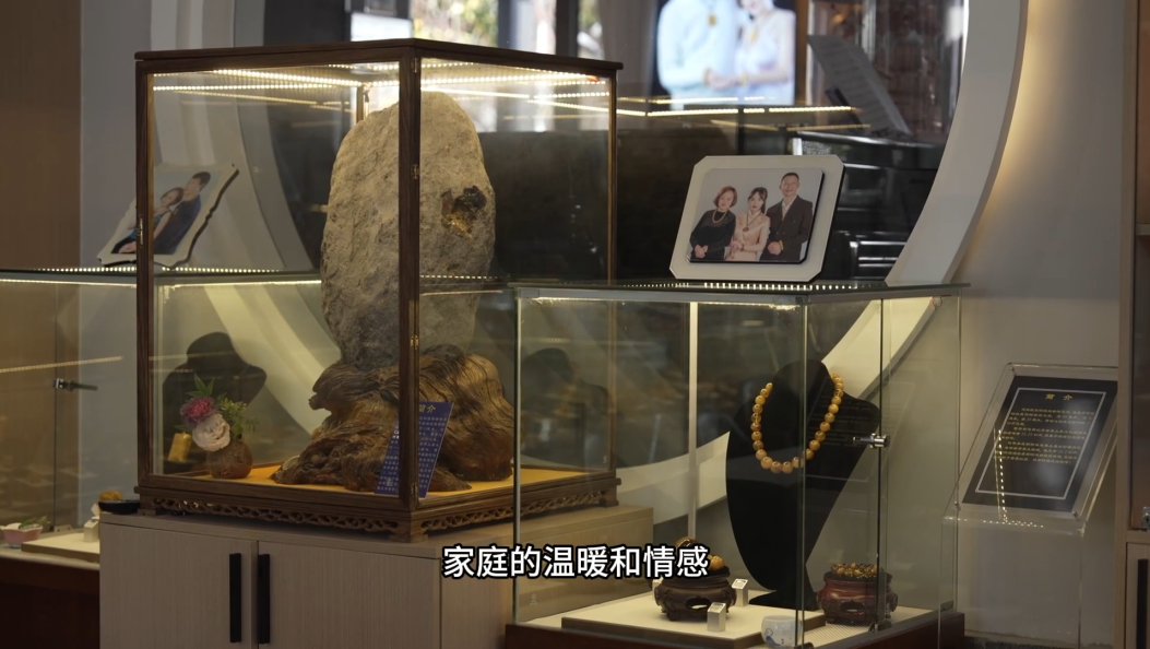 杨明霞的琥珀时光