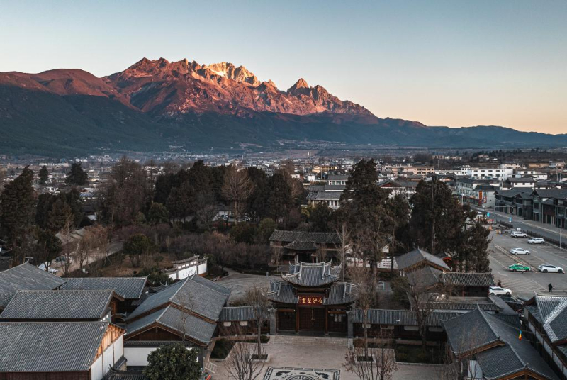 文化中国行·守宝人|在玉龙雪山脚下守壁画