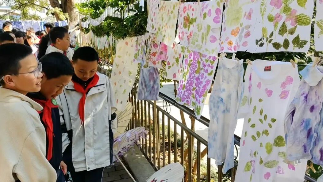 扎染、漆扇里藏着什么？宾川娃用非遗说 “廉”