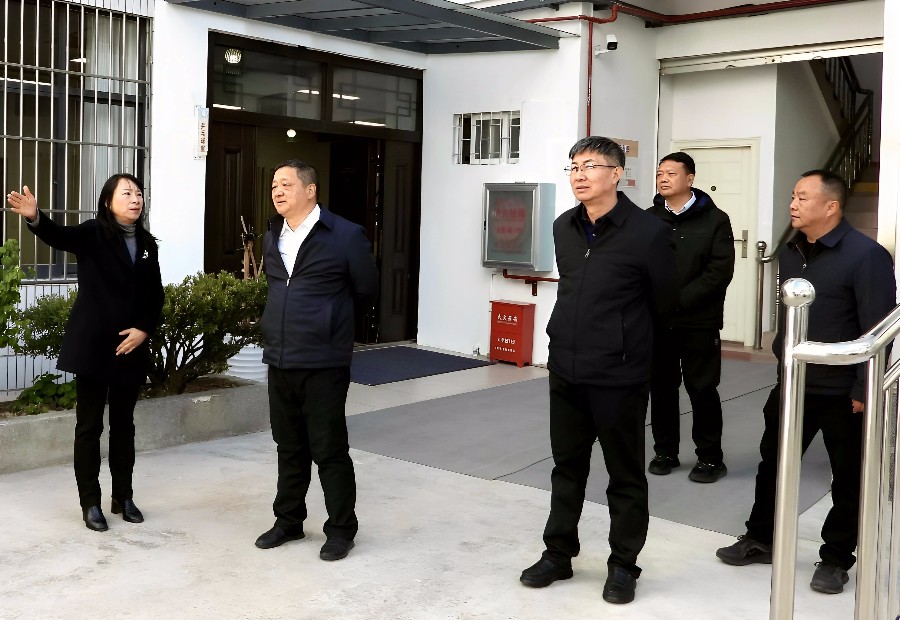 1770110796498508.jpg 杨国宗在老干部活动中心调研_proc_副本.jpg