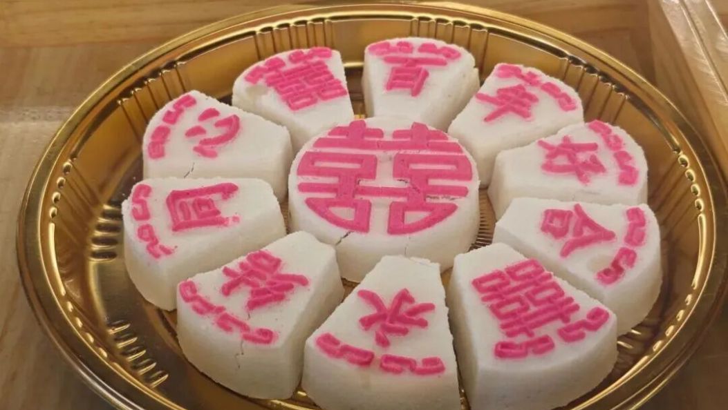 一糕一糖皆是年味，鹤庆米香里的新春烟火 | 马年有“理”，午午生辉🧧