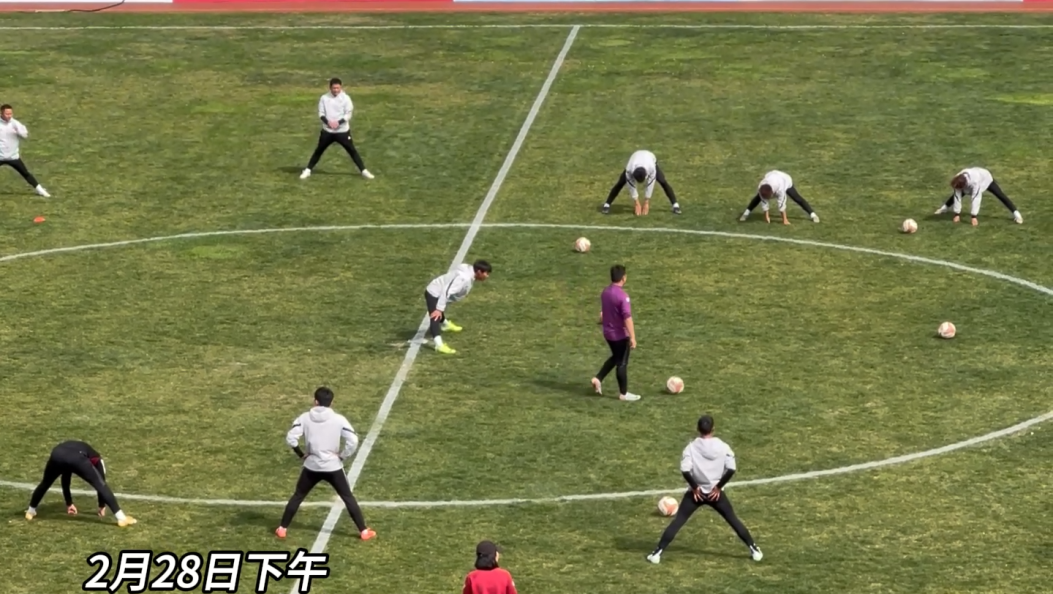 #滇超联赛 #风花雪月秀滇超 滇超联赛第六轮大理VS保山，3月1日15时开赛，大理州融媒体中心全程直播