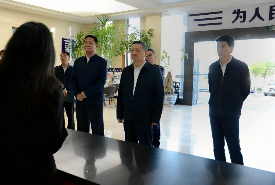 1774864721726041.jpg 3月30日,杨国宗到州司法局调研司法行政、公共法律服务等工作。_proc_副本.jpg