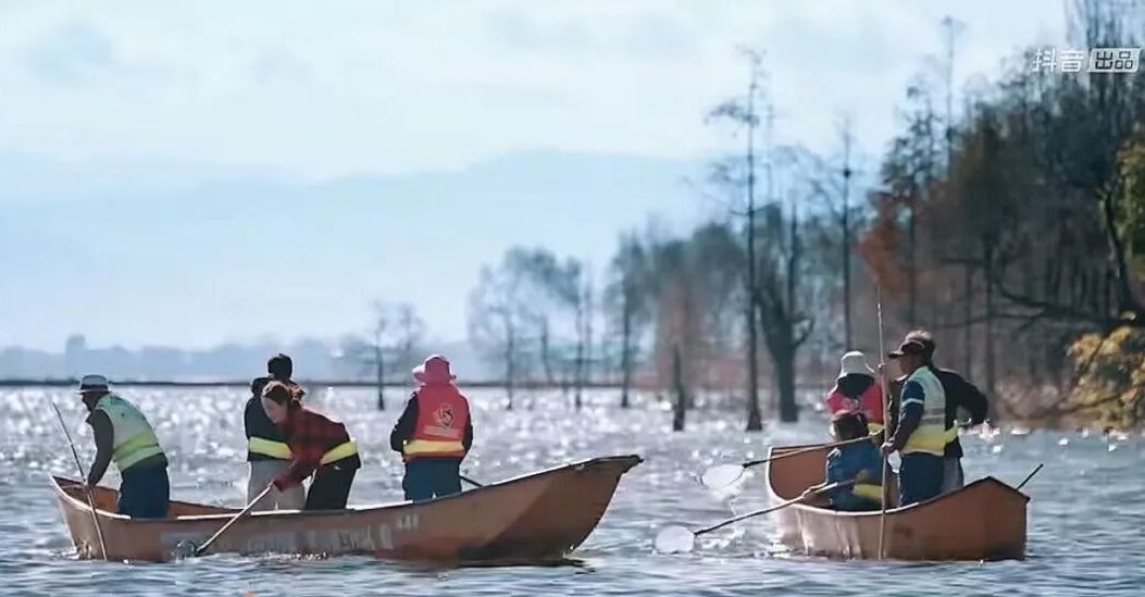 《再访热城》走进大理：镜头聚焦洱海畔最平凡的守护者