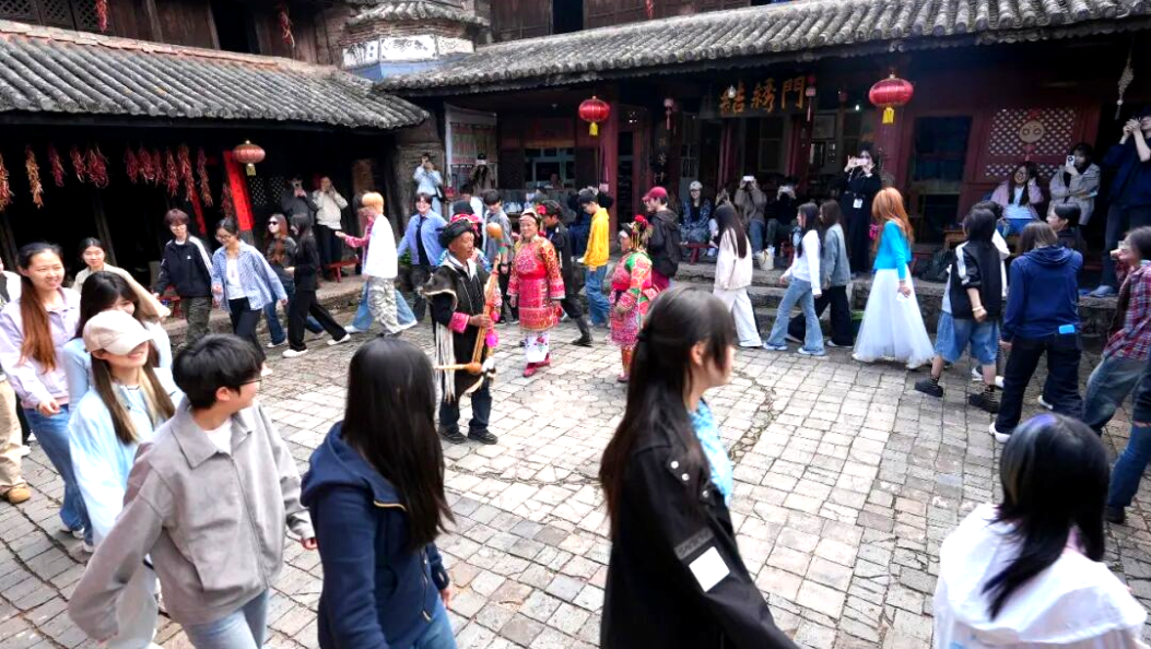 研学新体验！在大理跳最野的打歌，做最“燃”的年轻人