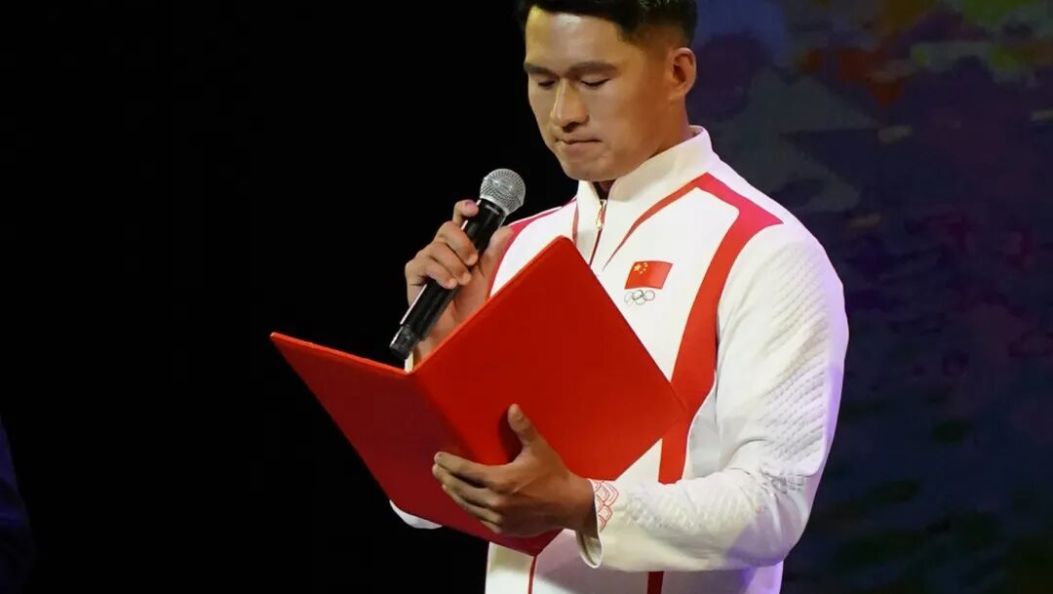 奥运冠军倾情诵读！苍洱之间以诗传红韵，书香润人心