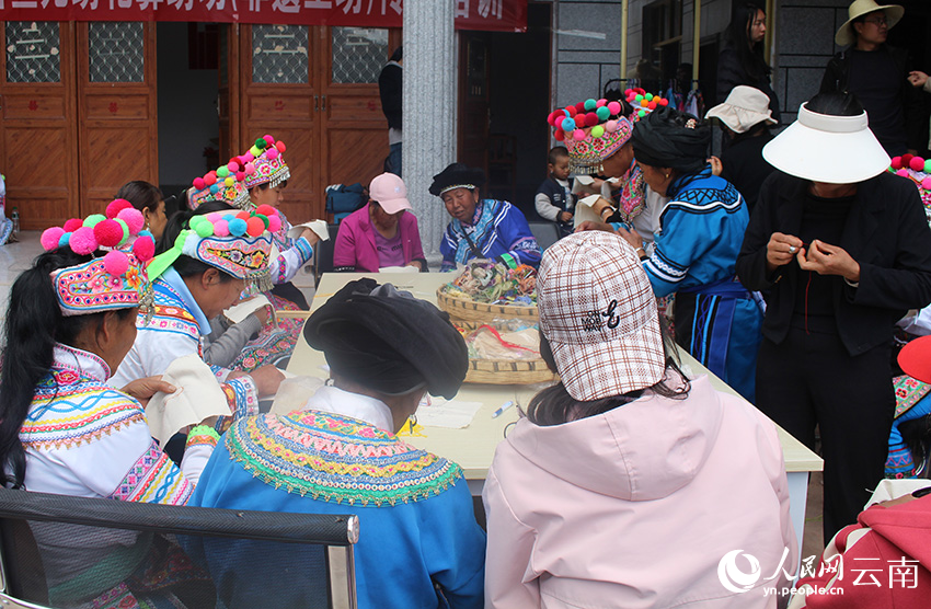 漾濞彝绣产业：“绣”出乡村振兴新图景