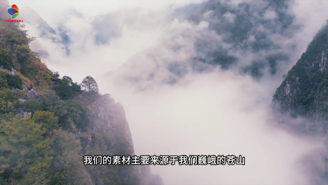白剧舞美的核心坚守