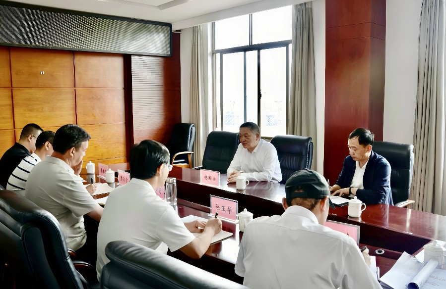 6月6日下午，杨国宗在剑川县与县委、县政府及重点乡镇负责同志谈心谈_proc_副本.jpg