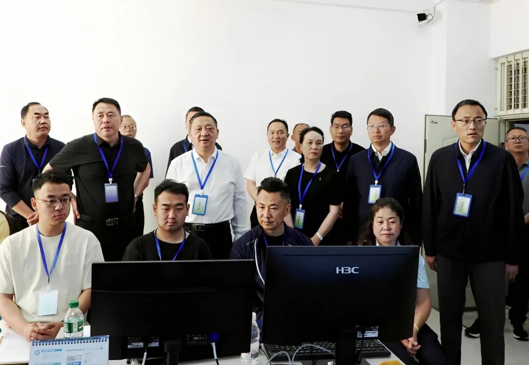 杨国宗带队开展高考巡考时强调 严谨细致做好服务保障 全力护航高考安全平稳有序进行