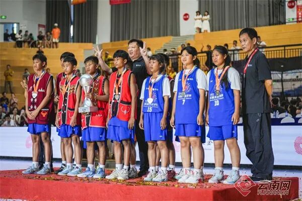 祝贺！孟连少年斩获全国篮球联赛亚军