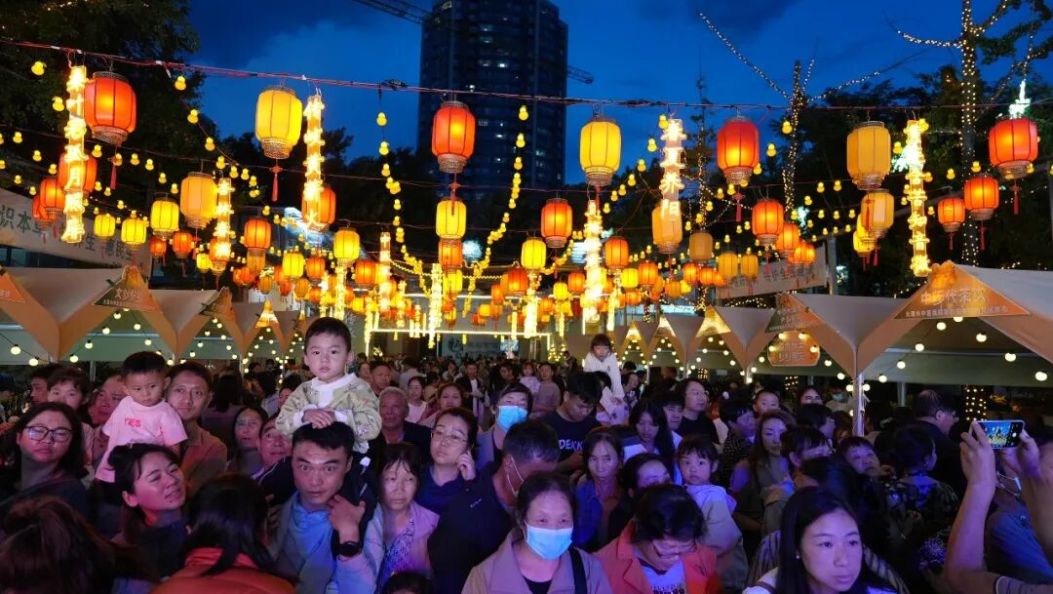 当市井烟火遇上千年岐黄，大理人的夜间养生新玩法，来了！