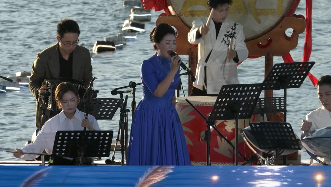 #2026大理情歌会#在大理爱上生活 #我家大理美 #大理70正芳华 风花雪月 山海和鸣 中西器乐融合音乐会《小河淌水》